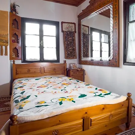 Katsianis's Traditional Guest house