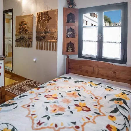 Guest house Katsianis's Traditional *